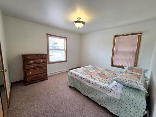 1288 Marian LANE, Green Bay, WI 54304