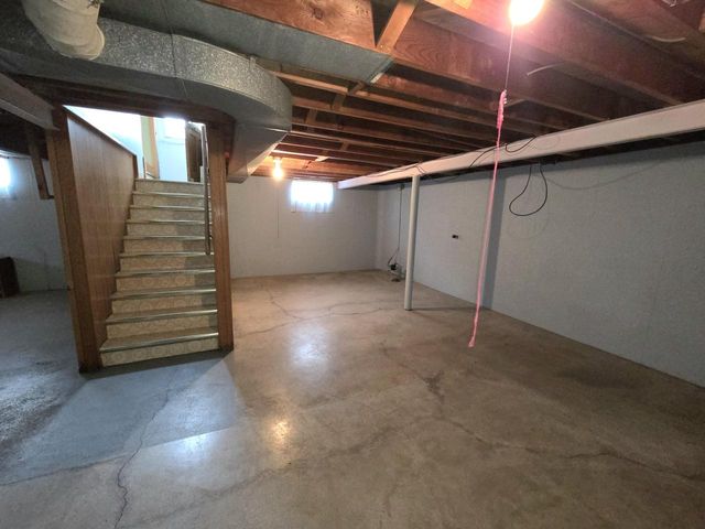 1288 Marian LANE, Green Bay, WI 54304