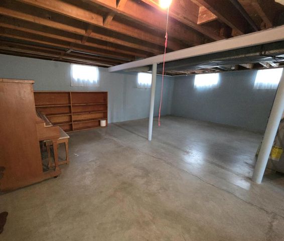 1288 Marian LANE, Green Bay, WI 54304