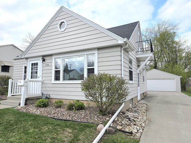 1288 Marian LANE, Green Bay, WI 54304