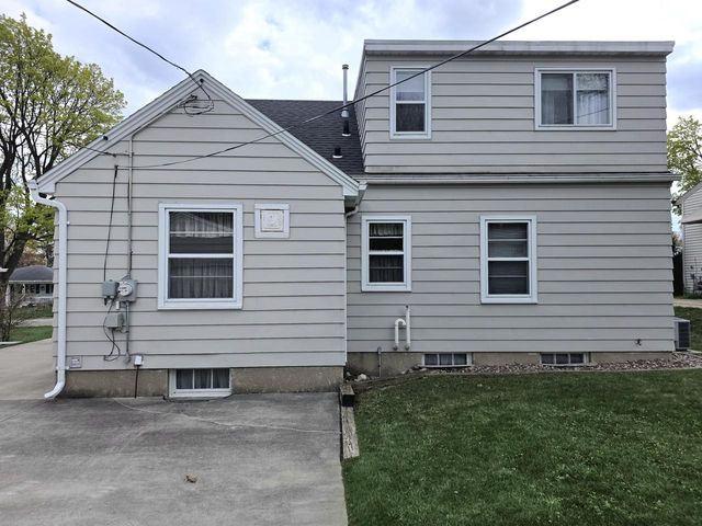 1288 Marian LANE, Green Bay, WI 54304