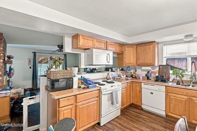 501 Penny Way, Sparks, NV 89431