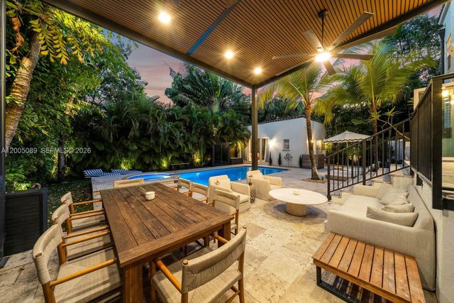 130 NE 45th St, Miami, FL 33137