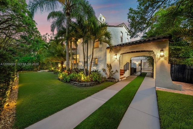 130 NE 45th St, Miami, FL 33137