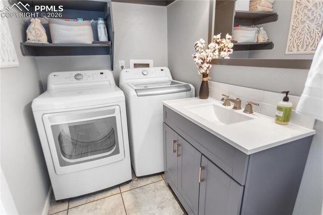 135 Lost Lake Place, Divide, CO 80814