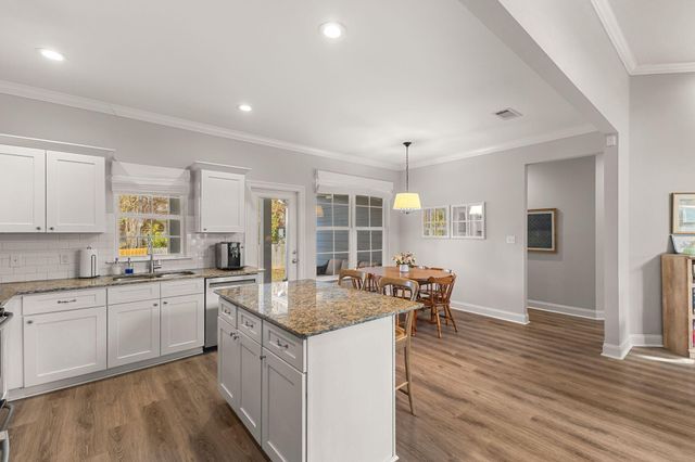 313 Mt. Pleasant Dr., Hattiesburg, MS 39402