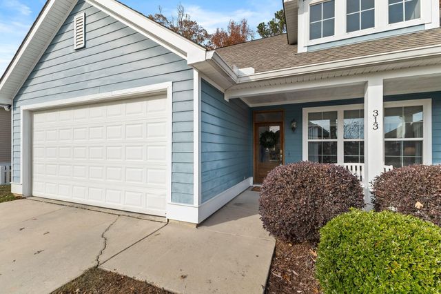 313 Mt. Pleasant Dr., Hattiesburg, MS 39402