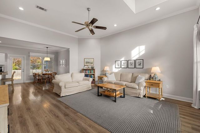 313 Mt. Pleasant Dr., Hattiesburg, MS 39402