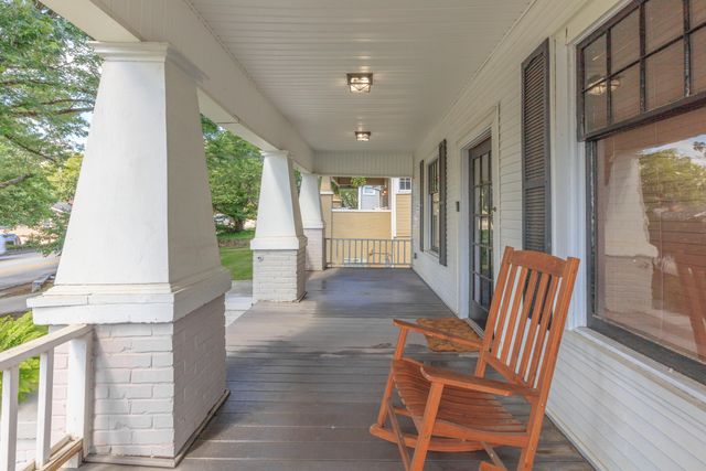 605 Barton Avenue, Chattanooga, TN 37405