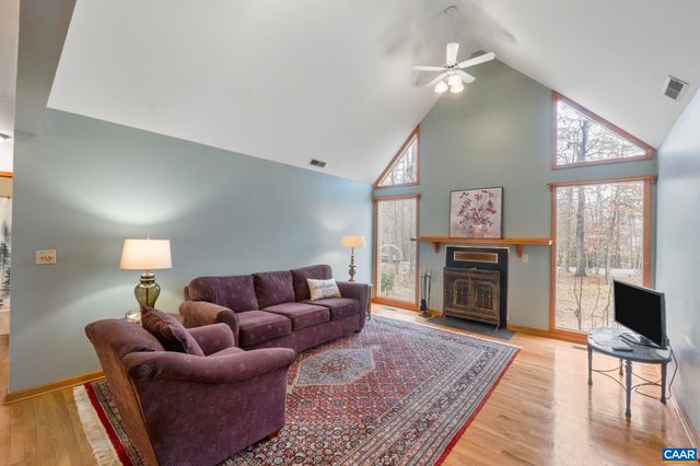 22 BRIDLEWOOD DR, Palmyra, VA 22963