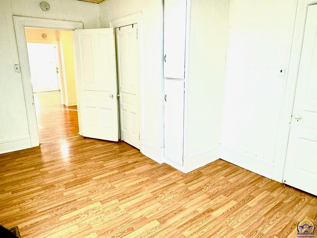 504 SW Buchanan ST, Topeka, KS 66606