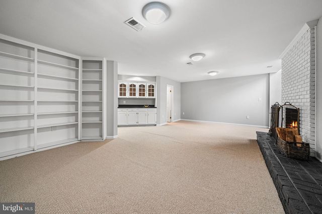 7308 AYNSLEY LN, Mclean, VA 22102