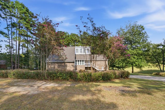 62 Mackeral Dr., Hattiesburg, MS 39402