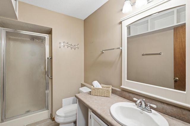 62 Mackeral Dr., Hattiesburg, MS 39402