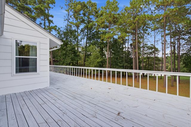 62 Mackeral Dr., Hattiesburg, MS 39402