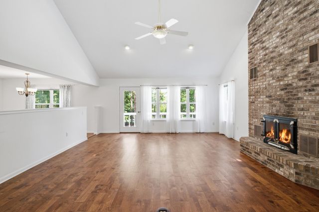 62 Mackeral Dr., Hattiesburg, MS 39402