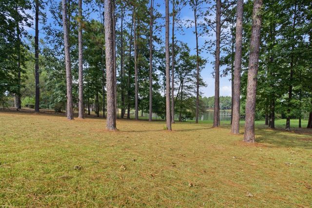 62 Mackeral Dr., Hattiesburg, MS 39402