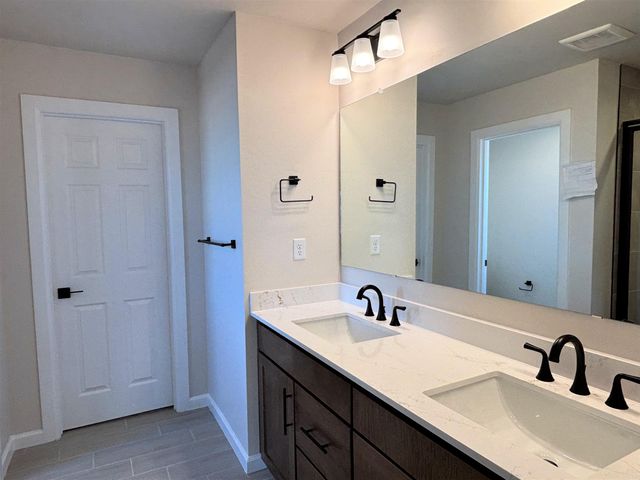 6032 Chicago Road SE, Albuquerque, NM 87106