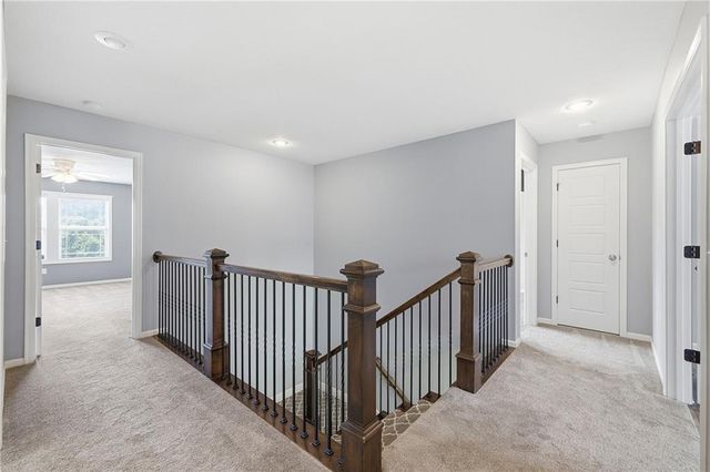 24504 W 80th Place, Lenexa, KS 66227