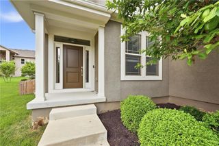 24504 W 80th Place, Lenexa, KS 66227