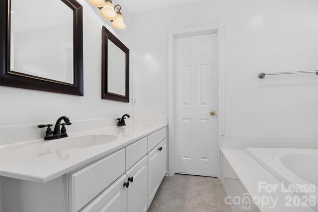 11300 Valerian Court, Charlotte, NC 28213