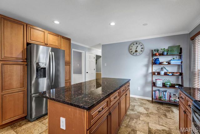 1714 Greening Lane, Kirkwood, MO 63122