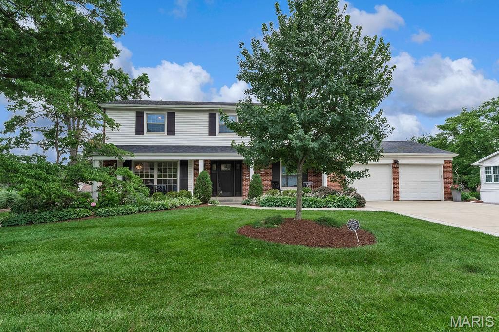 1714 Greening Lane, Kirkwood, MO 63122