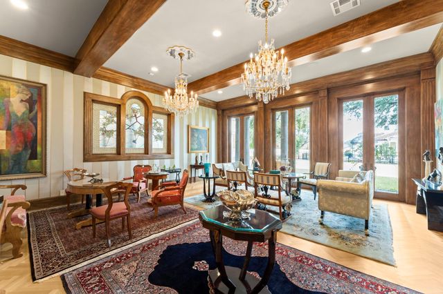 6 W Rivercrest Drive, Houston, TX 77042