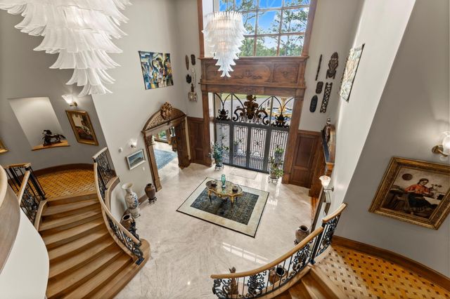 6 W Rivercrest Drive, Houston, TX 77042