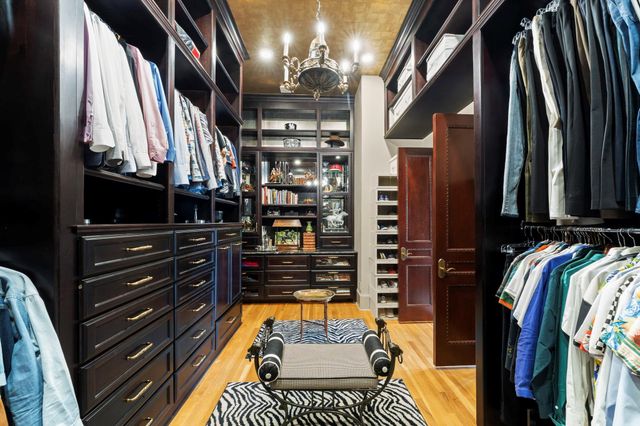 6 W Rivercrest Drive, Houston, TX 77042