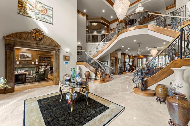 6 W Rivercrest Drive, Houston, TX 77042