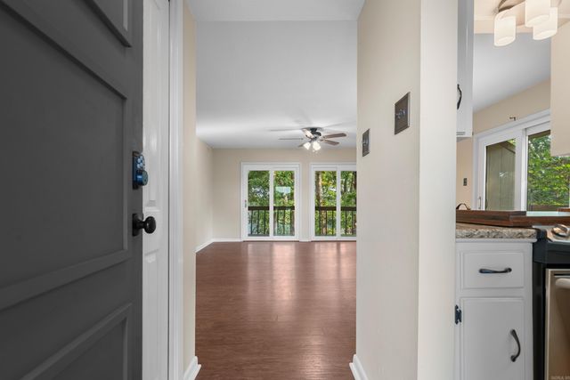 1134 Twin Points Road, Hot Springs, AR 71913