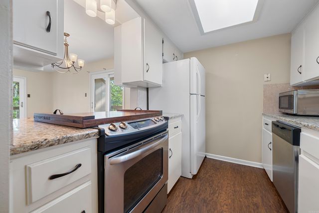 1134 Twin Points Road, Hot Springs, AR 71913