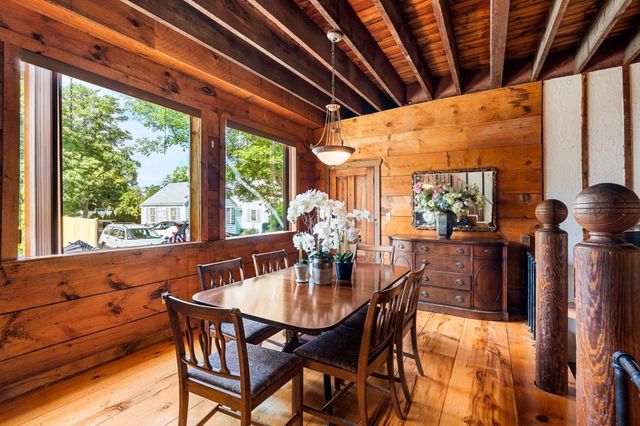 14 Fenno Way, Nahant, MA 01908