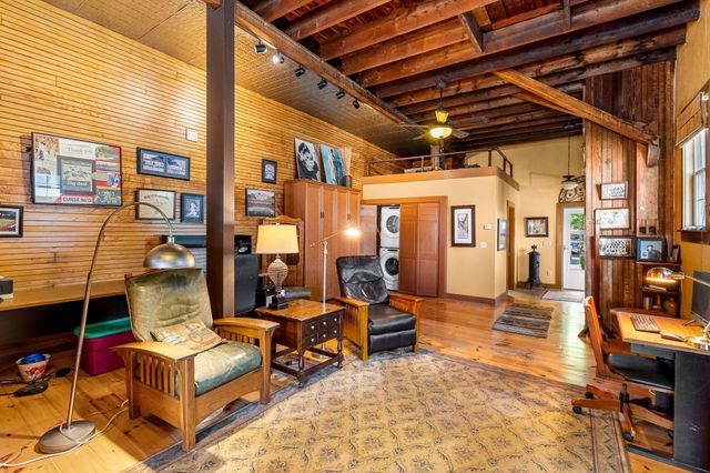 14 Fenno Way, Nahant, MA 01908