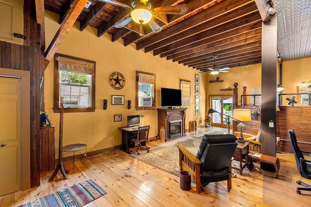14 Fenno Way, Nahant, MA 01908