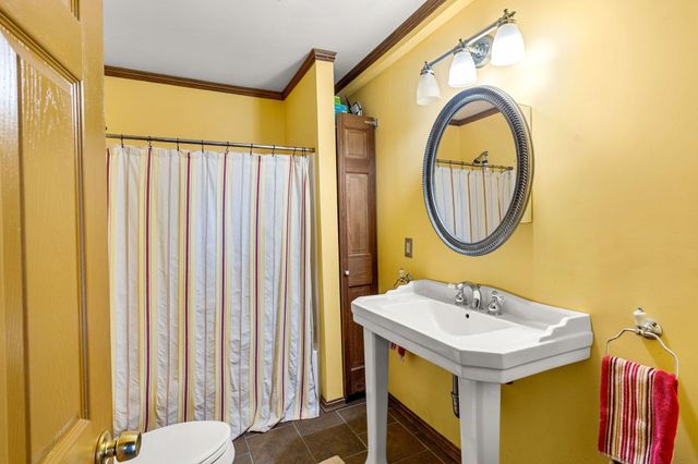 14 Fenno Way, Nahant, MA 01908