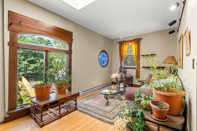 14 Fenno Way, Nahant, MA 01908
