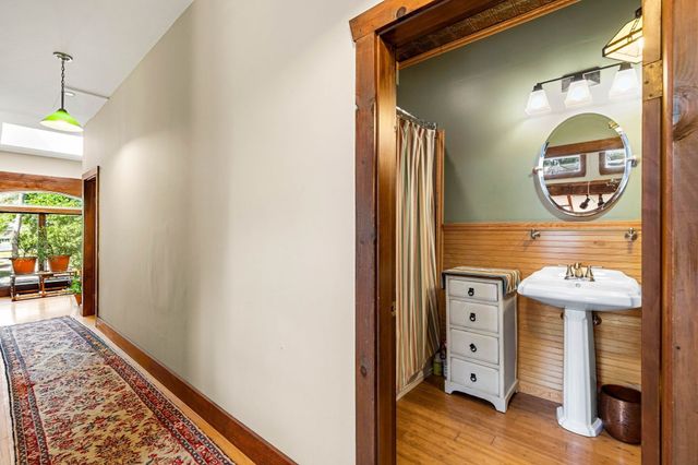 14 Fenno Way, Nahant, MA 01908