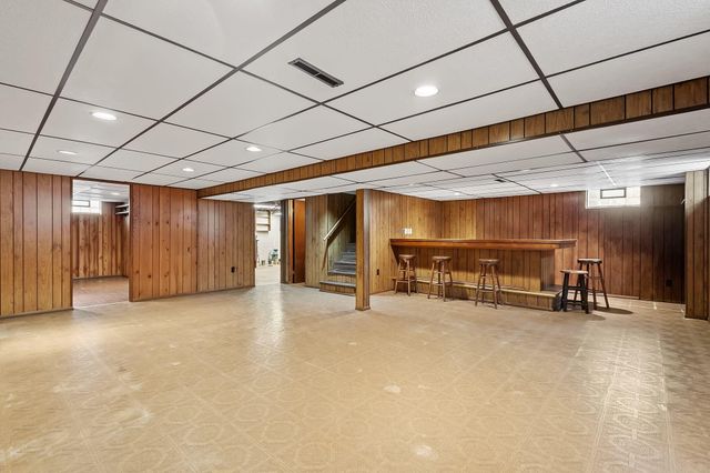 712 211th Street, Dyer, IN 46311
