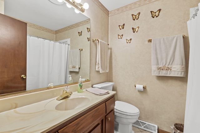 712 211th Street, Dyer, IN 46311