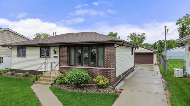 712 211th Street, Dyer, IN 46311