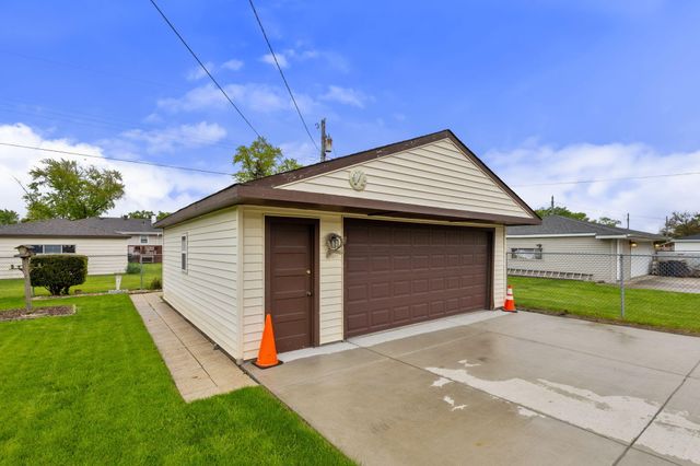 712 211th Street, Dyer, IN 46311