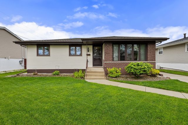 712 211th Street, Dyer, IN 46311