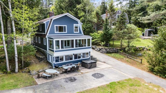 6 Paquette Lane, Sunapee, NH 03782