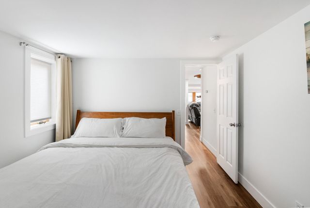 6 Paquette Lane, Sunapee, NH 03782