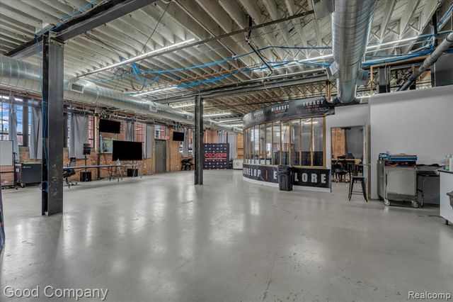 2987 Franklin Street, Detroit, MI 48207