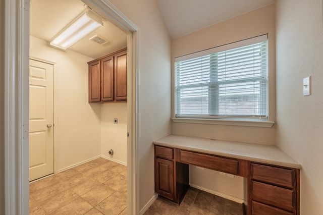 8241 Lauren Way, Watauga, TX 76148