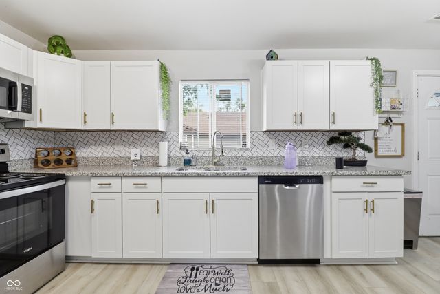 1302 E 25th Street, Indianapolis, IN 46205