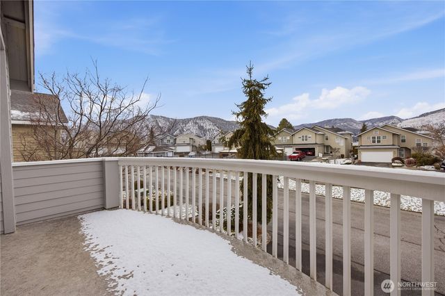 222 Parkway Drive, Manson, WA 98831